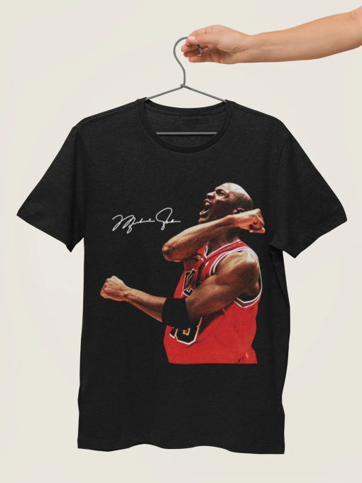 Vintage Michael Jordan T-Shirt, Classic Chicago Bulls Design, Retro Michael Jordan Tee, Michael Jordan Basketball T-Shirt