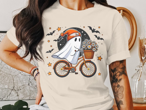 Halloween Ghost Shirt, Cute Ghost Shirt, Womens Halloween Shirt, Cute Fall Shirt, Spooky Season Shirt, Gift For Halloween, retro halloween