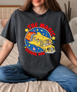 The Magic School Bus T-shirt, Seatbelts Everyone…