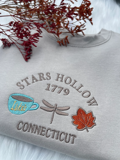 Stars Hollow 1779 Connecticut Embroidered Book Sweatshirt, Vintage Crewneck, Retro Sweatshirt, Vintage Crew Neck, Fall Embroidery