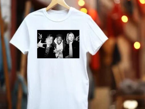 Unisex t-shirt Chris Farley Pac Shakur and Kurt Cobain partying – Vintage 90s kid tee streetwear tshirt hip hop best seller