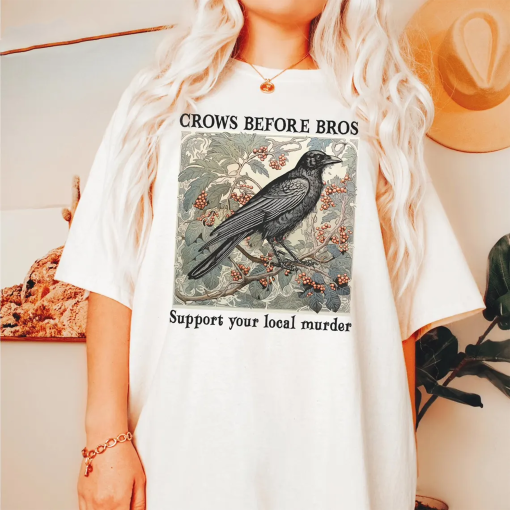 Funny Crows Before Bros Vintage Crow Shirt, Vintage Raven Shirt, Goblincore Witchy Shirt, Women Halloween Crewneck, Dark Academia Clothing