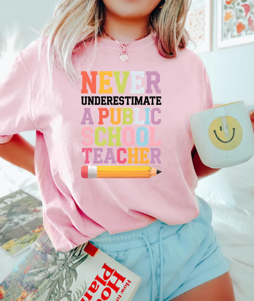 Never Underestimate a Public School Teacher Kamala Harris Shirt | Harris Walz 2024 Rally Merch | Tim Walz DNC Quote TShirt | Educator TShirt