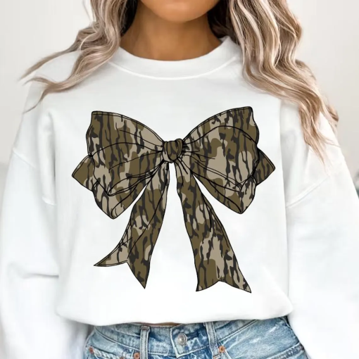 Camo Coquette Bow shirt, Old School Camoshirt, Girls Camo Bow  Shirt