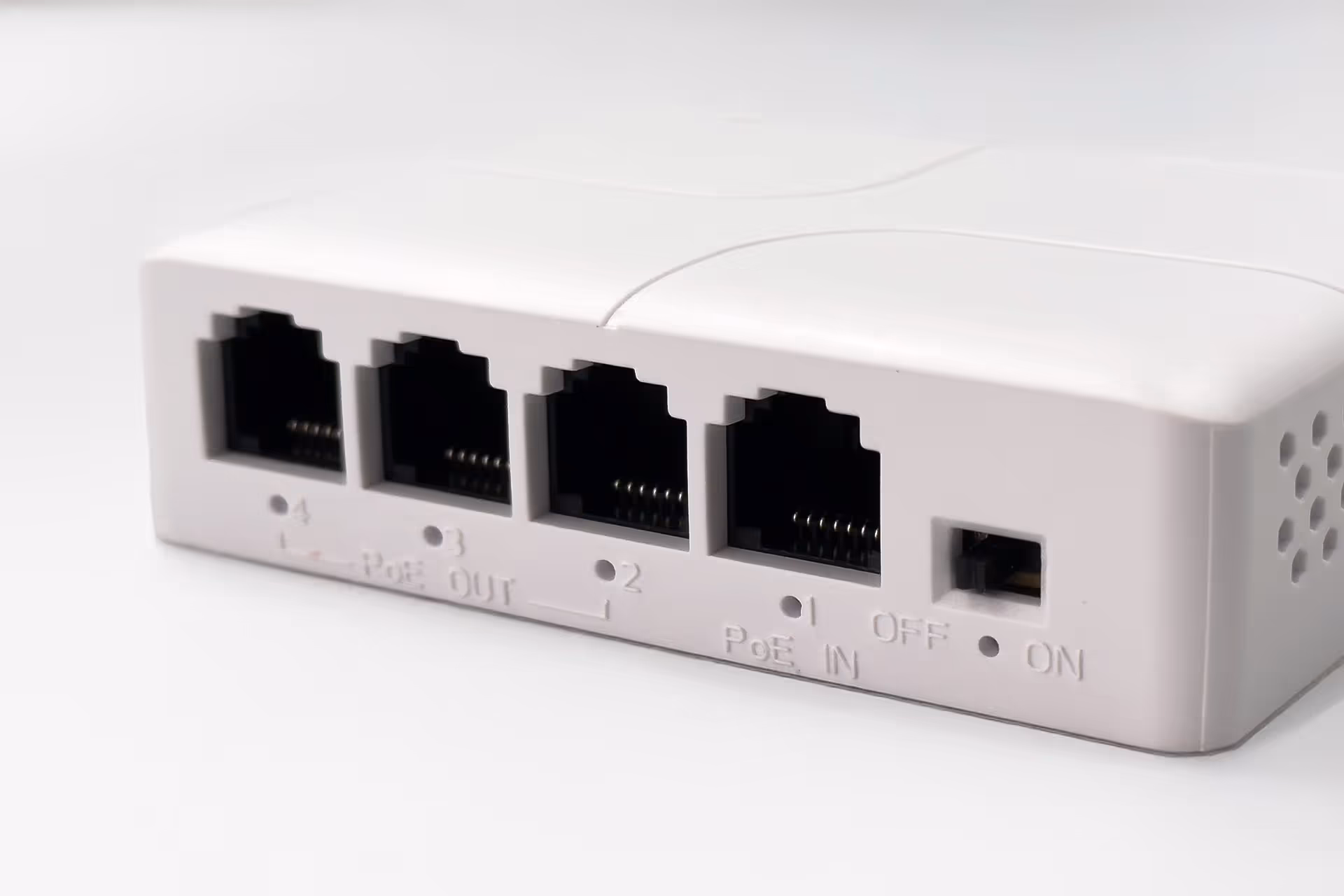 PoE Extender 1 Giriş  3 Çıkış 4