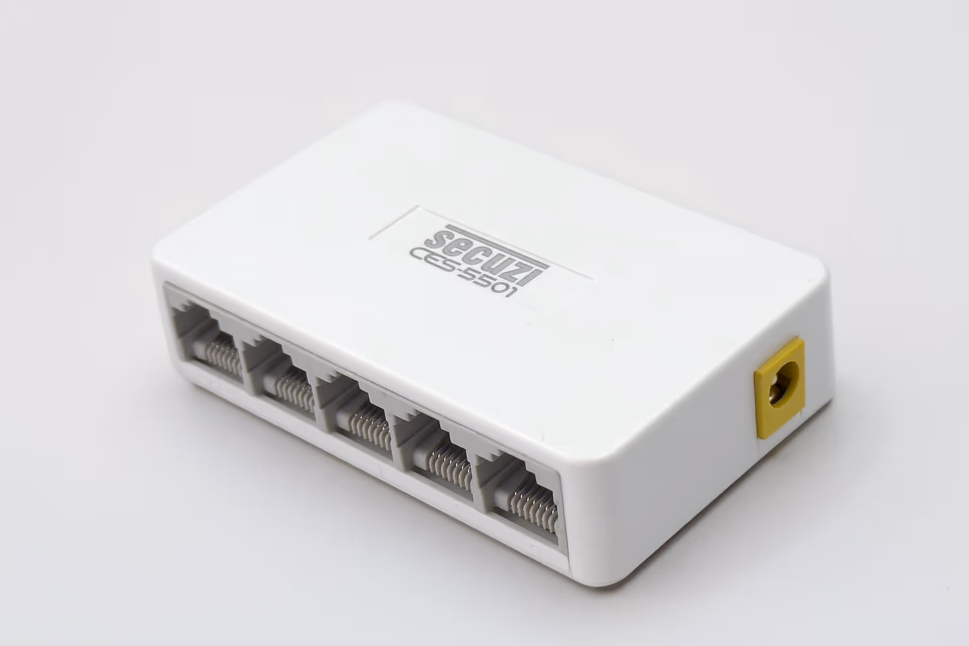 5 Port 100 mbps Ethernet switch