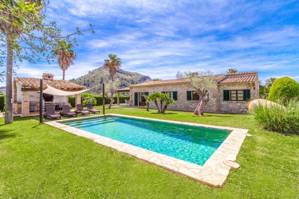 Country House for sale in Alcudia