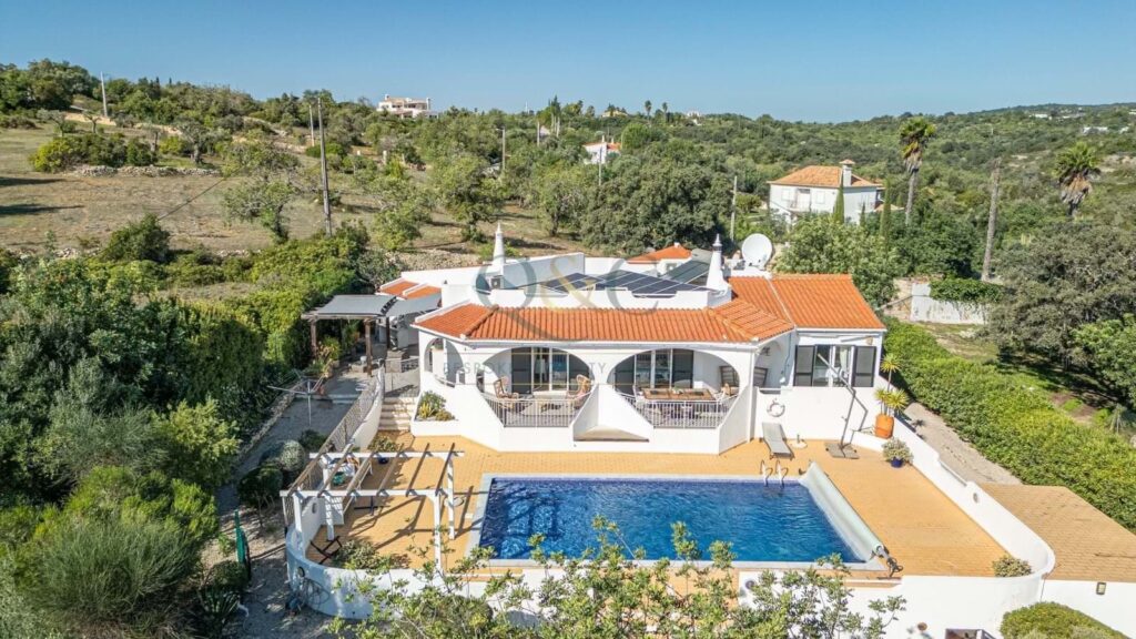 villa for Sale in faro