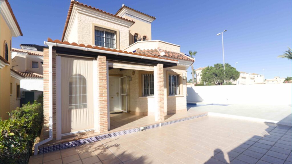 Villa for sale in guardamar del segura