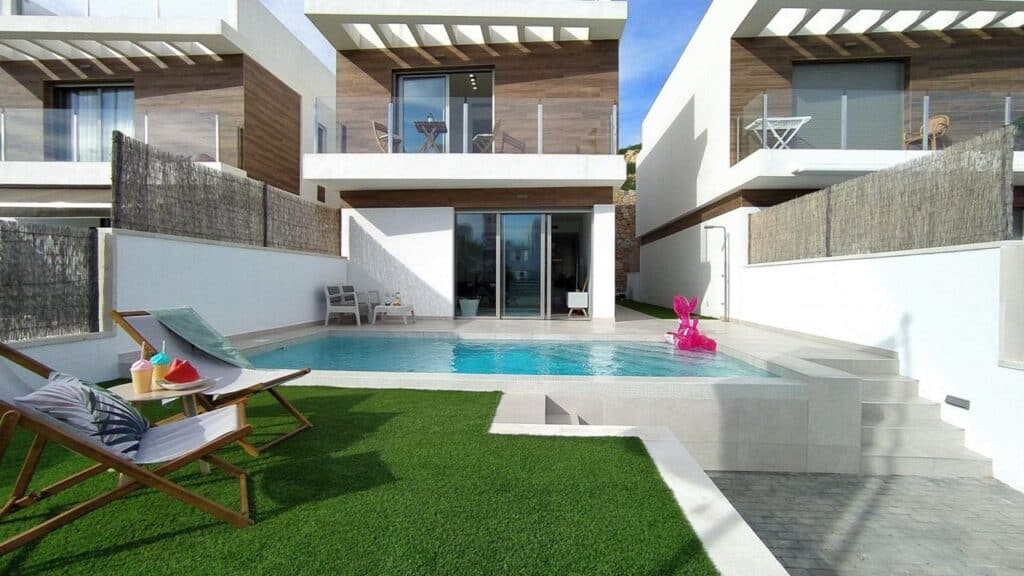 villa for sale in orihuela costa