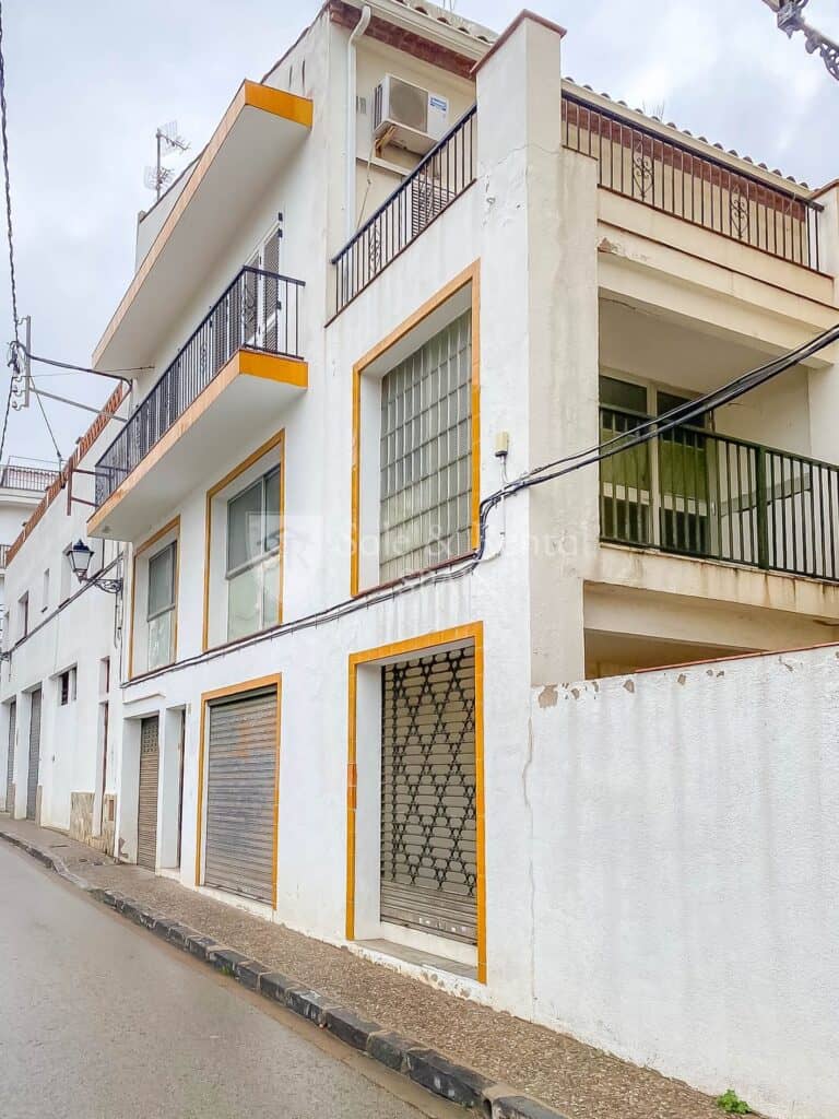 Commercial for sale in tossa de mar