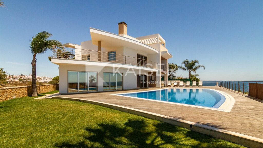 Villa for sale in albufeira