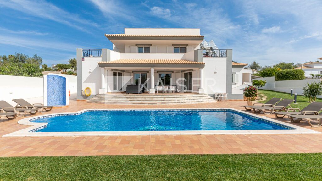 Villa for sale in albufeira