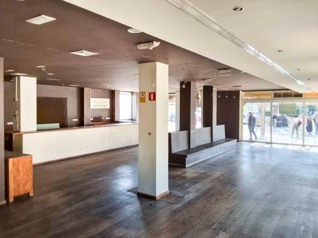 Commercial for sale in altea