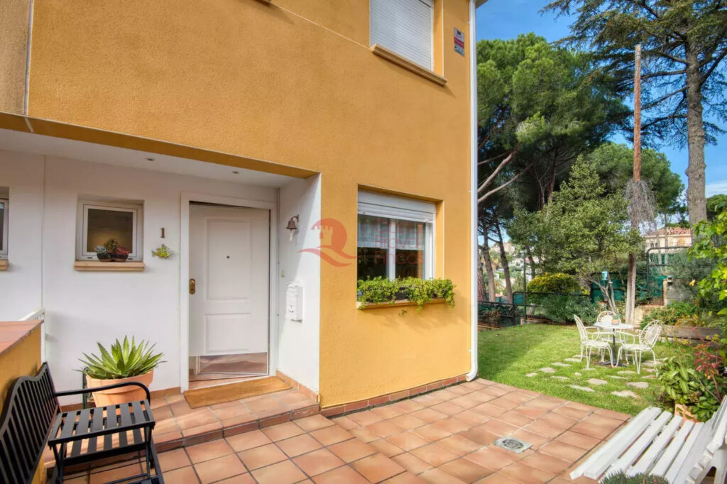 Town House for sale in platja d&apos;aro