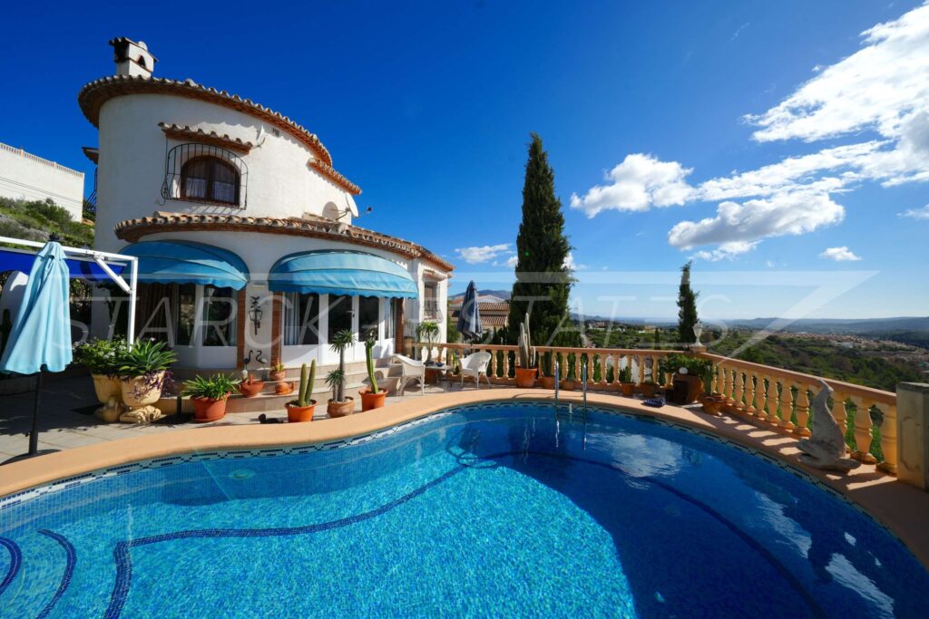 villa for sale in pedreguer