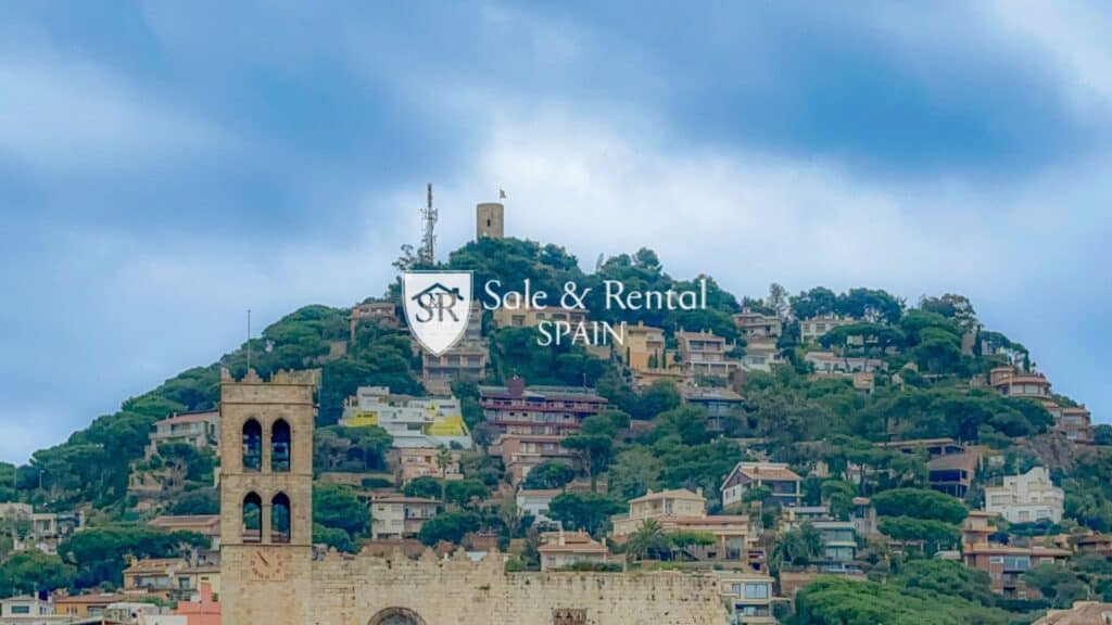 town house for sale in blanes