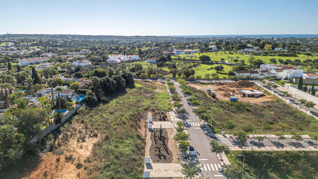 Plot for sale in albufeira