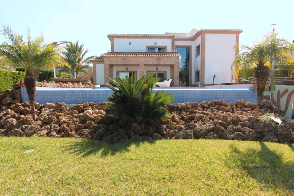 villa for sale in jávea