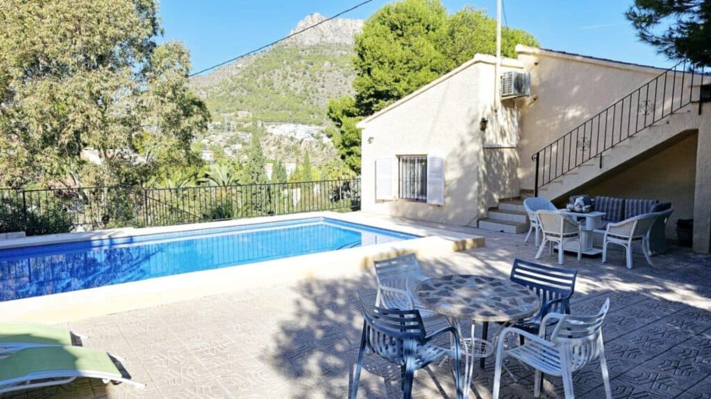 villa for sale in calpe