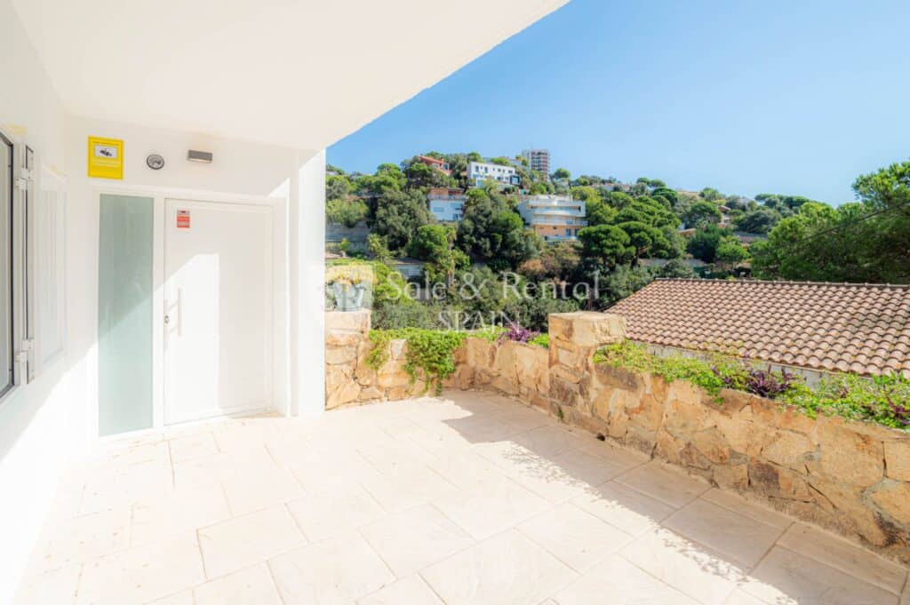 apartment for sale in lloret de mar