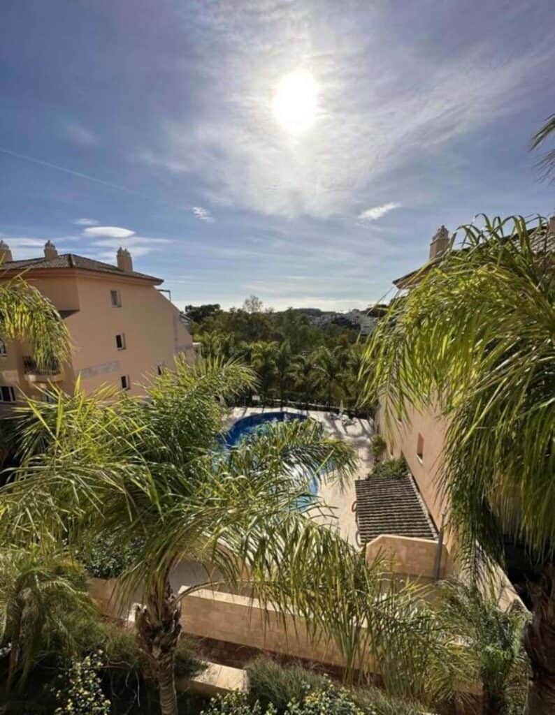 apartment for sale in marbella