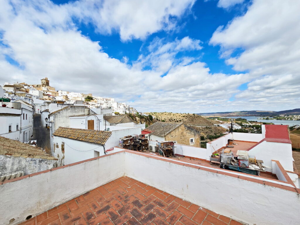 town house for sale in arcos de la frontera