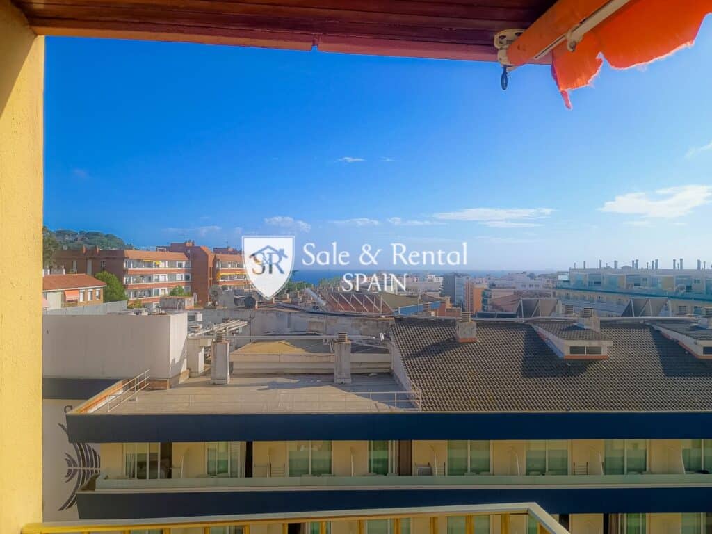 apartment for sale in lloret de mar