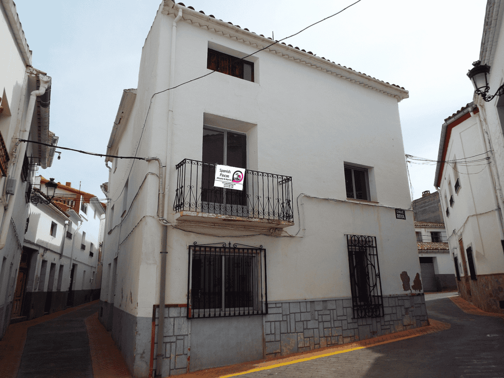 Town House for Sales in teresa de cofrentes