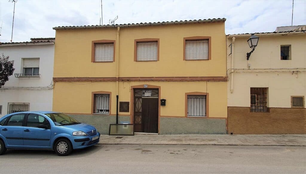 Town House for Sales in ayora