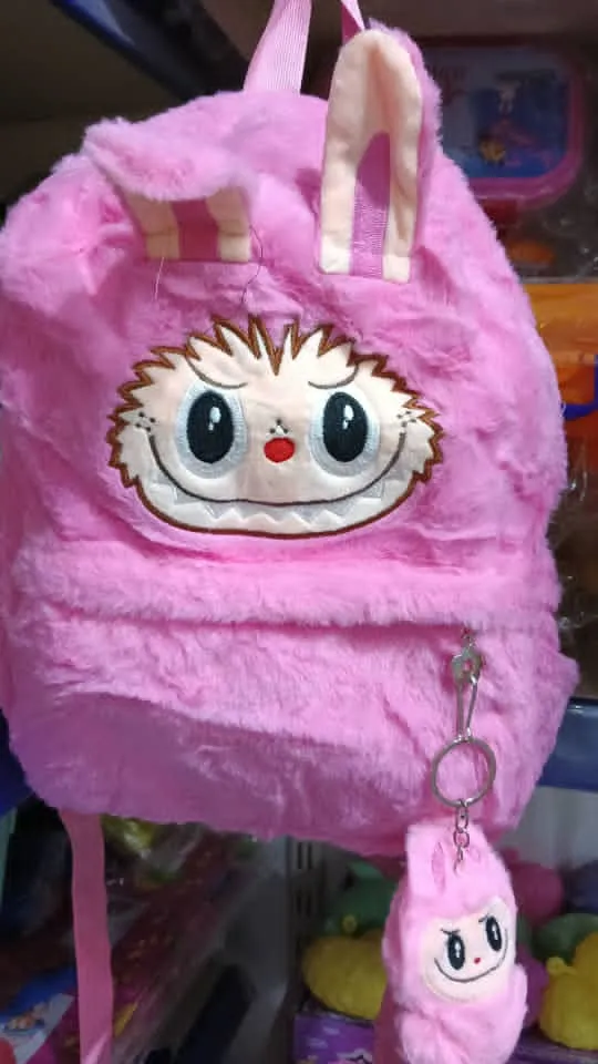 حقيبة فرو لابوبو