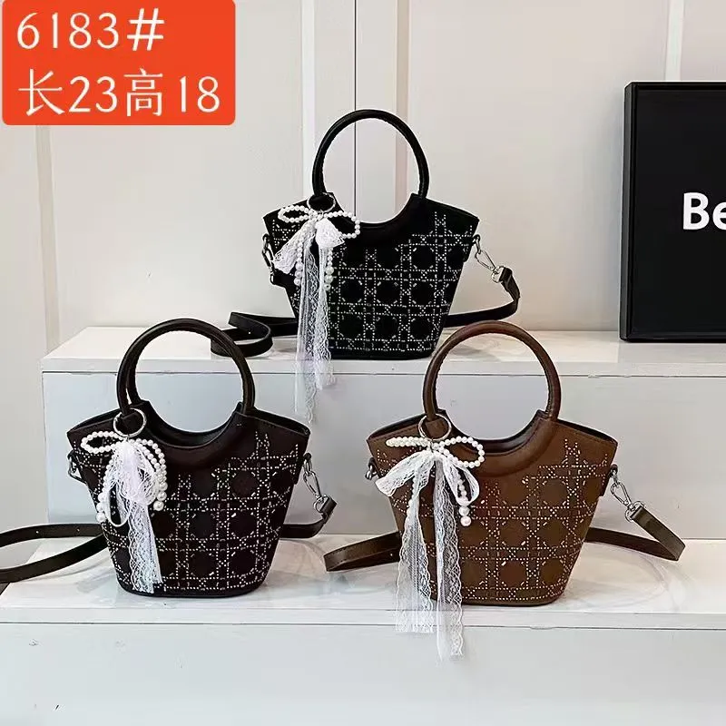 حقيبة نسائيه