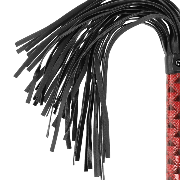 BEGME - RED EDITION VEGAN LEATHER FLOGGER - Image 3