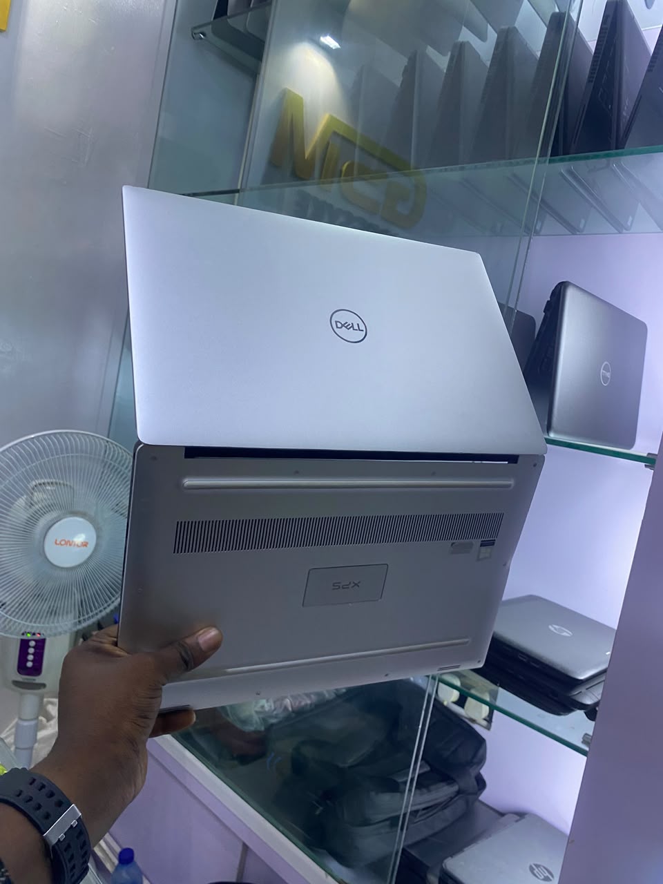 Dell XPs 15 Model 7590 Core i7