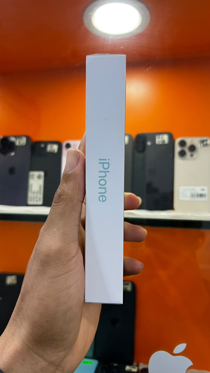 BRAND NEW IPHONE 16, 128GB, photo 2