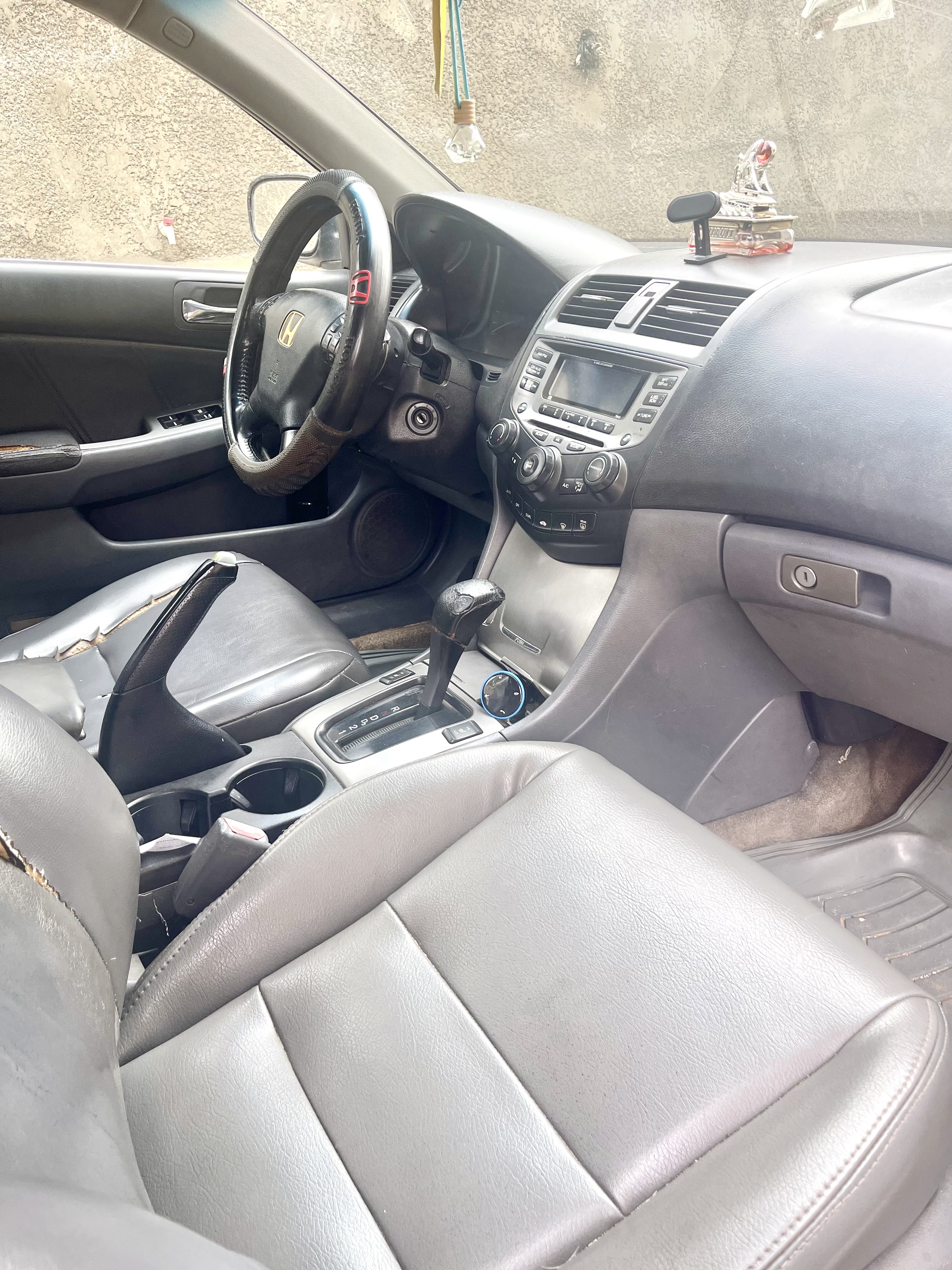2006 HONDA ACCORD DC— CLEAN & AFFORDABLE DEAL! photo 5