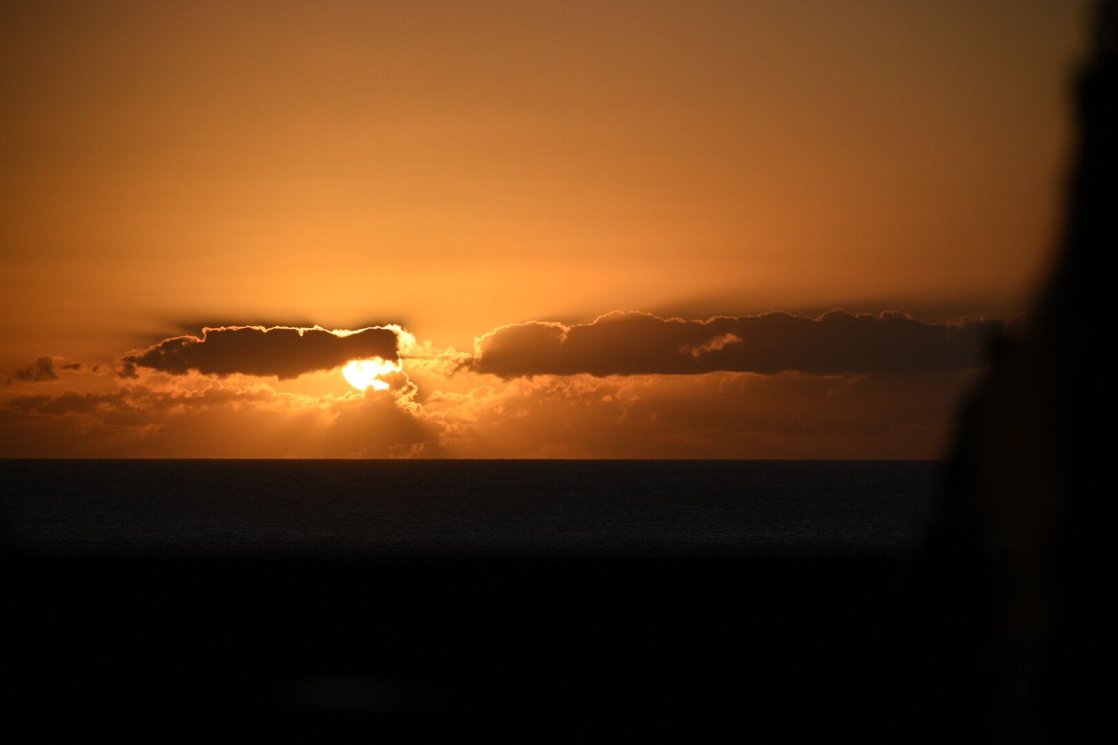 Puesta de sol en la isla de El Hierro