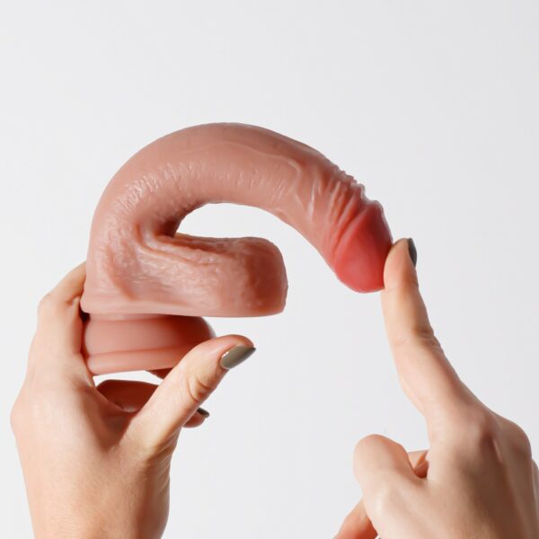 DILDO DE SILICONE LÍQUIDO INVIKTUS 7 CRUSHIOUS PELE - Image 3
