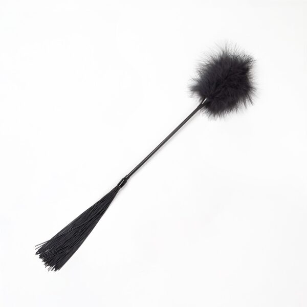 ESPANADOR DE PLUMAS E CHICOTE PRETO SECRET PLAY - Image 3