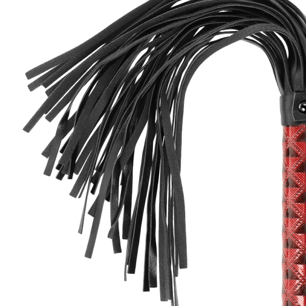 BEGME - RED EDITION VEGAN LEATHER FLOGGER - Imagen 3