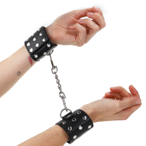 KINK - RETENÃÃES DE PULSO COM SNAP FASTEN COMPLETO DE REBITES PRETOS AJUSTÃVEIS 19-24 CM X 5,5 CM