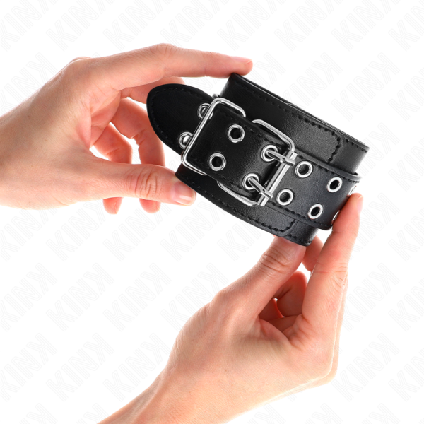 KINK - PUNHOS COM FIVELA DUPLA PRETO AJUSTÃVEIS 19-26 CM - Imagen 3