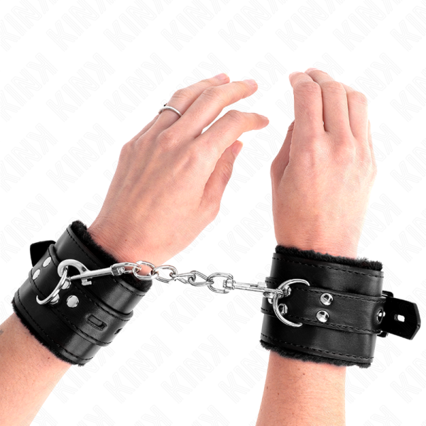 KINK - PULSO FORRO DE PELE COM FUROS QUADRADOS PRETO E CINTO PRETO AJUSTÃVEL 17-29 CM X 6 CM - Imagen 4