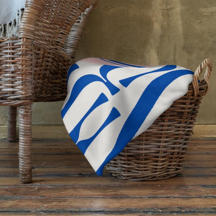 Noodles, Noodles, Noodles Kitchen Trendy Print Throw Blanket - Image 3