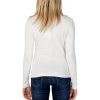 Guess T-Shirt Mulher - 331104 - Image 2